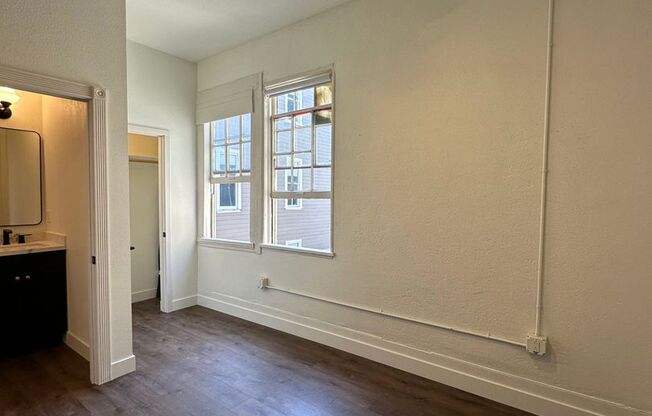 Studio, 1 bath, 162 sqft, $1,550, Unit 225