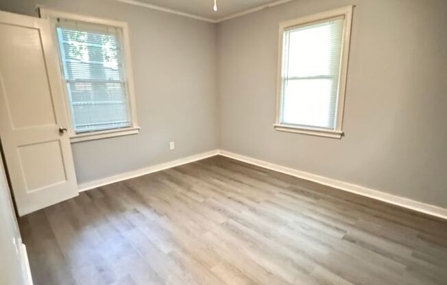 3 beds, 2 baths, $1,500