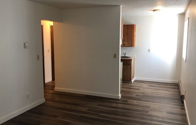 435 NE Kamiaken Street