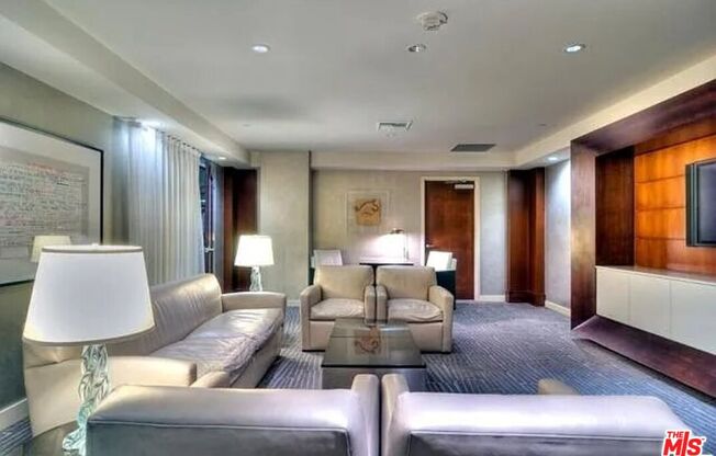 2 beds, 2.5 baths, 1,431 sqft, $6,995, Unit 1225