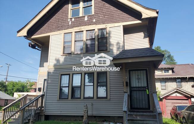 2703 N 39 ST