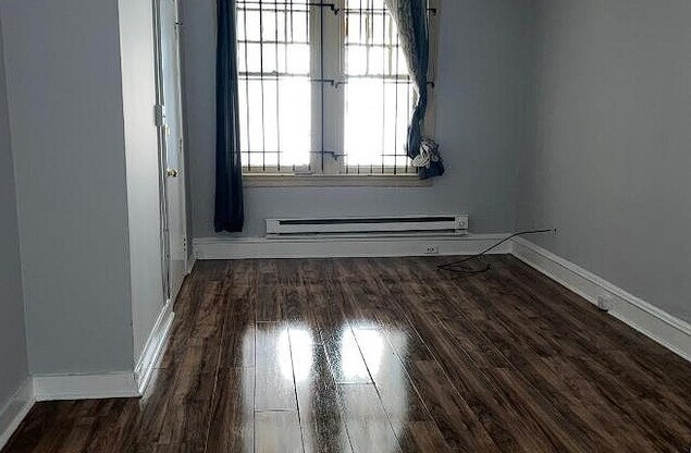4942 N 7 ST