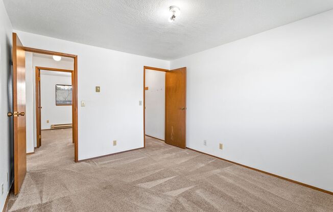 2 beds, 1.5 baths, 960 sqft, $1,650, Unit 3