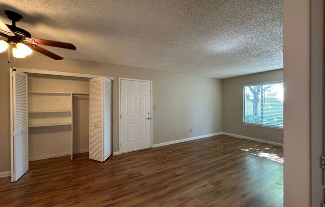 2 beds, 1 bath, 825 sqft, $1,695, Unit 492104