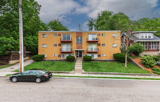 1590 GLN PARKER AVE