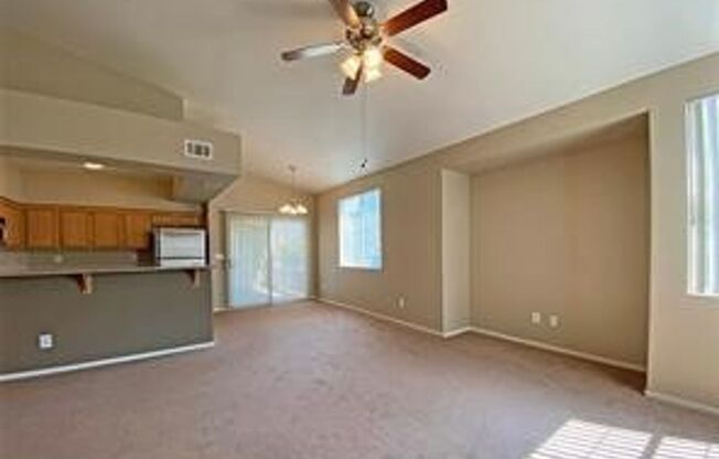 A Carlisle Incredible Condo - 2 Bed/2 Bath