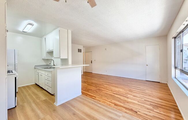 932 Wilcox Ave