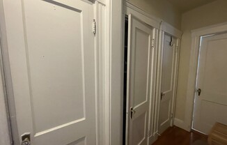 15 Linnaean St.