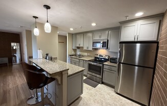 Studio, 1 bath, 558 sqft, $1,945, Unit 815
