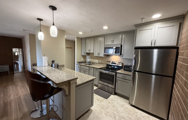 115 W Squantum St