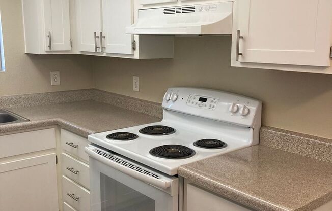 2 beds, 2 baths, 900 sqft, $1,475, Unit 157