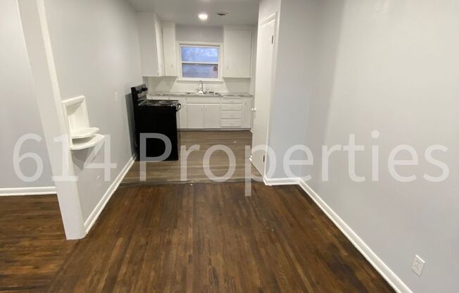 Quiet 3 bed 1 bath Home