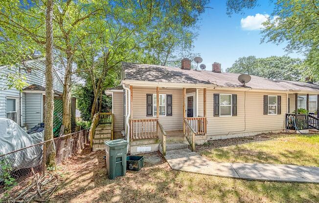 Updated and Charming 2BR/ 1 BA in Marietta!