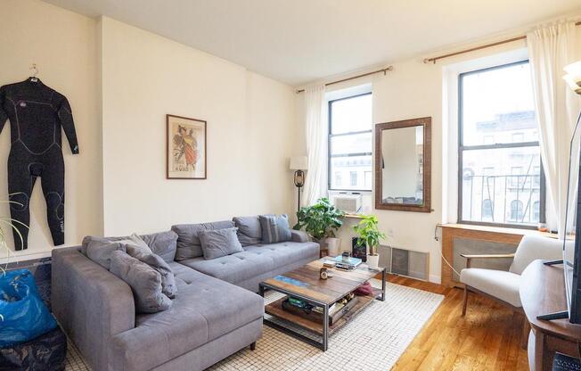 124 2 AVE