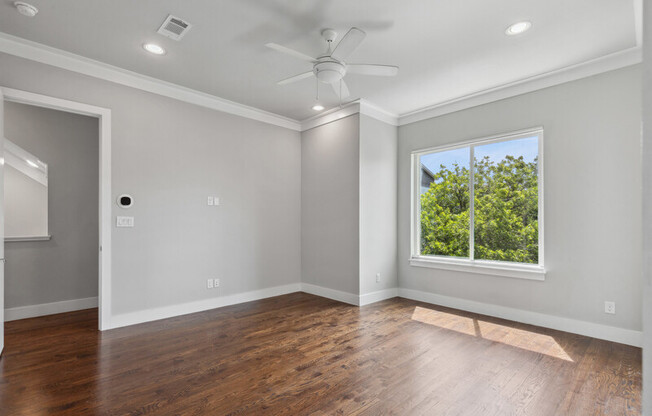 263 CURRIE ST