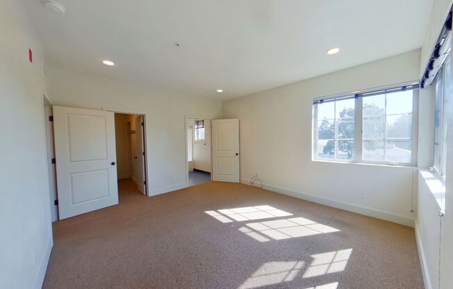 2 beds, 2 baths, 1,386 sqft, $1,675, Unit #7