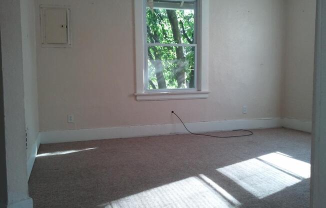 3020 N. Detroit Ave.