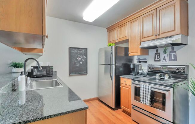 1 bed, 1 bath, $2,250, Unit UNIT 14