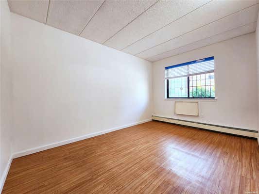 2 beds, 1 bath, $2,100