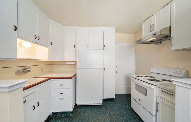 1 bed, 1 bath, $2,000