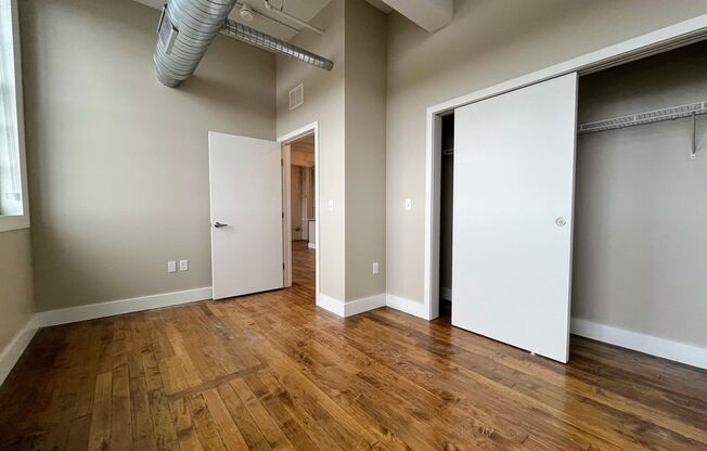 1 bed, 1 bath, 789 sqft, $1,950, Unit UNIT 404