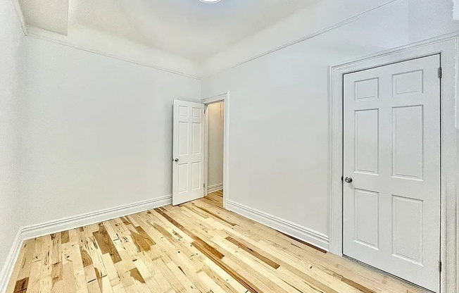 52 IRVING PL