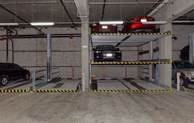 2 beds, 1 bath, 760 sqft, $2,845, Unit 704