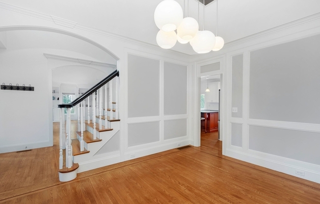 14 BRATTLE LN