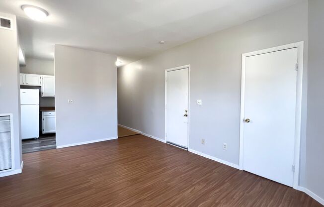 2 beds, 1 bath, $1,430, Unit 3