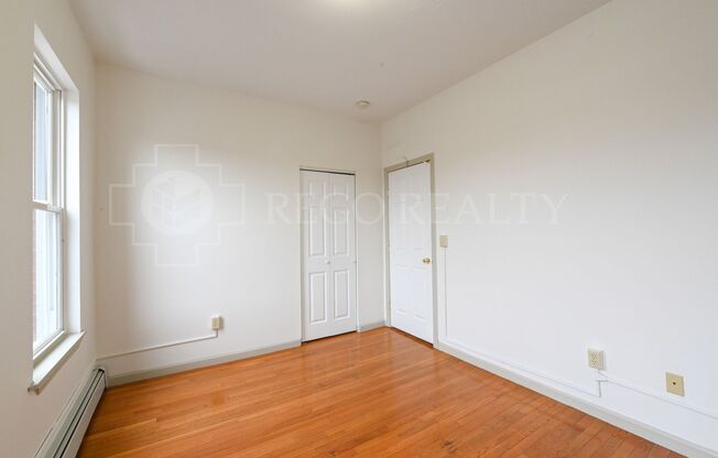1 bed, 1 bath, 729 sqft, $1,300, Unit 305