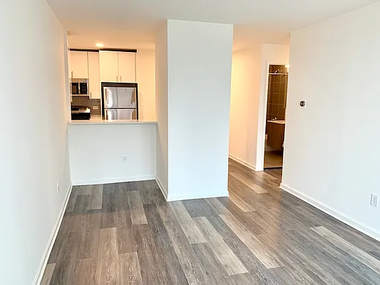 Studio, 1 bath, $6,650, Unit 23F