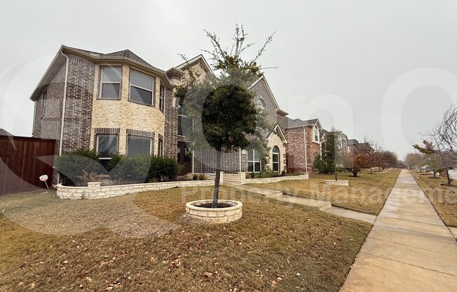 12368 WILLOWGATE DR