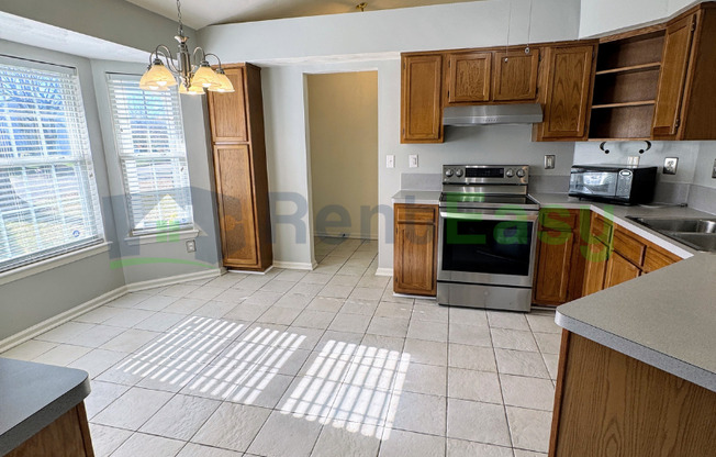 2038 CORAL IVY LN