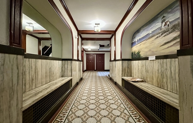 3 beds, 1 bath, 1,000 sqft, $5,500, Unit 14