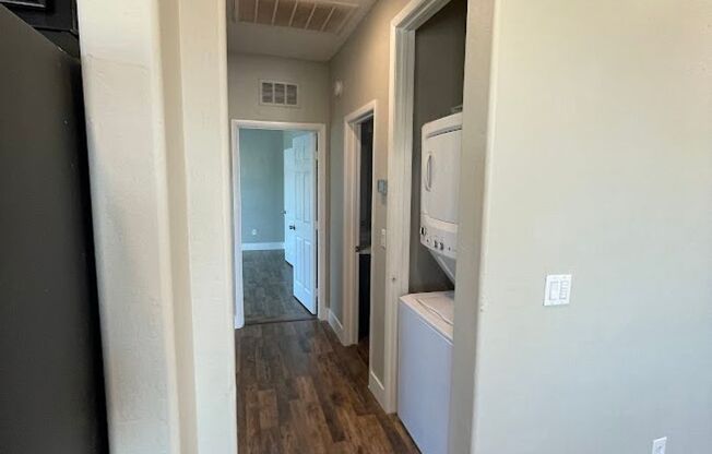 2 beds, 2 baths, $1,695, Unit # 106