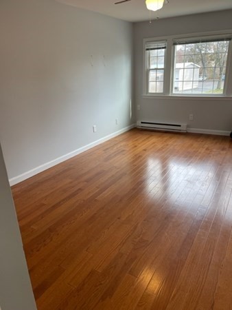 8 GROTON HARVARD RD
