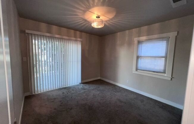 3 beds, 1 bath, $2,595