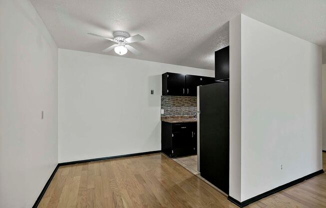 2 beds, 2 baths, 1,060 sqft, $1,200, Unit 7720-202