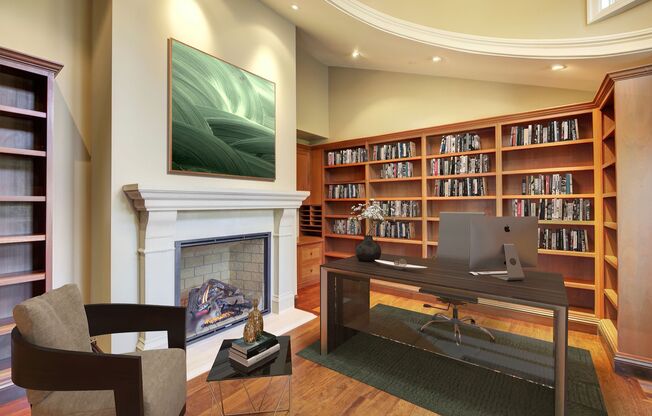 4Bd+Den/4.5Ba Clyde Hill House