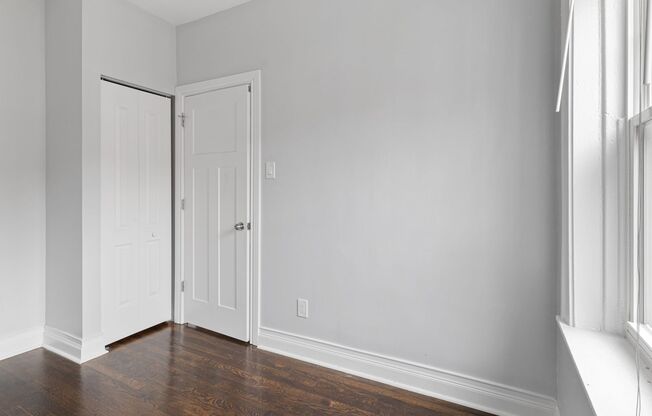 2 beds, 1 bath, 600 sqft, $2,300, Unit 6116-3W