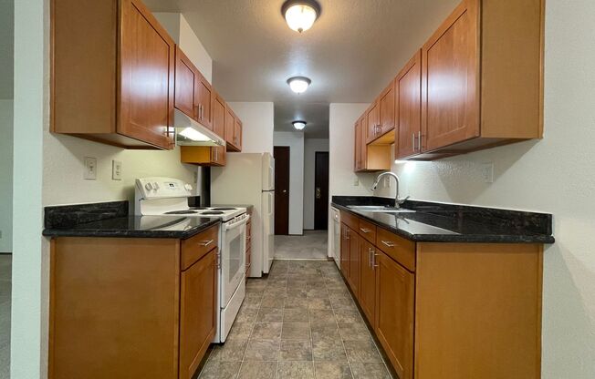 2 beds, 1 bath, 950 sqft, $2,295, Unit 2026 Preleasing - 2 Bedroom