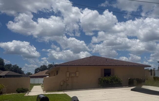 Spacious Duplex in Poinciana