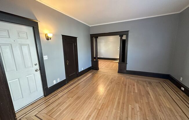 1081 13th Ave SE