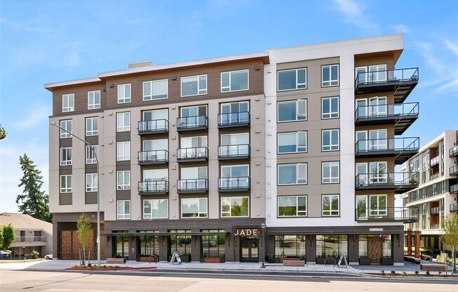 Brand New Urban One Bedroom Condo in Totem Lake, Kirkland