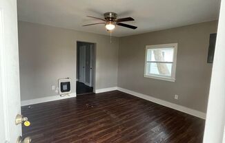 2 beds, 1 bath, $1,000