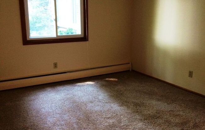 2 beds, 1.5 baths, 950 sqft, $1,174, Unit 248