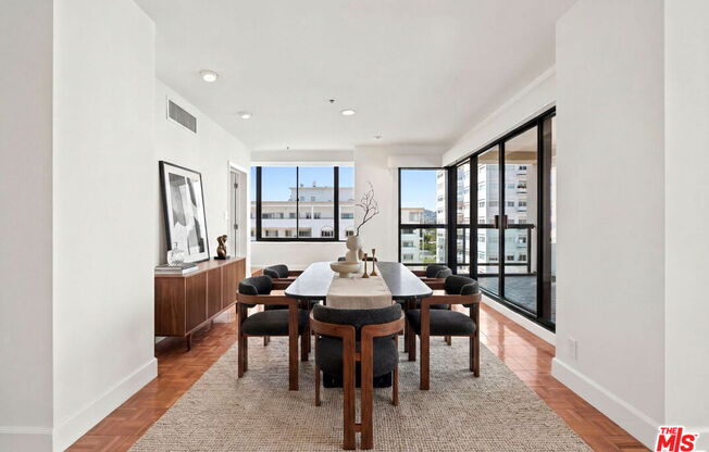 2 beds, 3 baths, 2,018 sqft, $10,499, Unit 1104