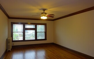 12  -  3518 Nicollet