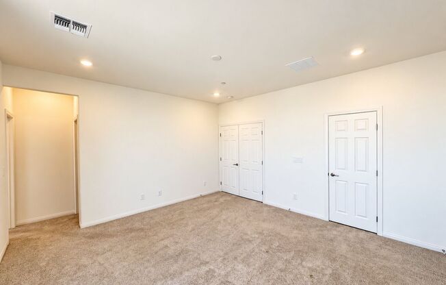 4 beds, 3 baths, $2,895