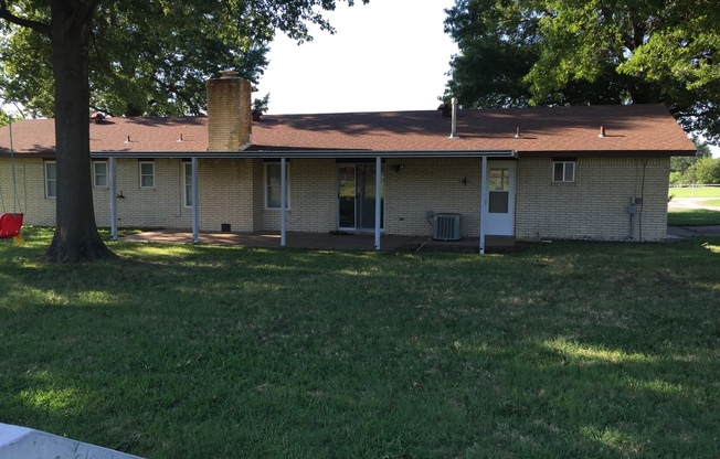 Peaceful Country Home! Owasso Schools